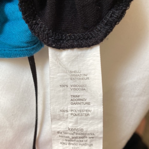 Cute top - Picture 5 of 6